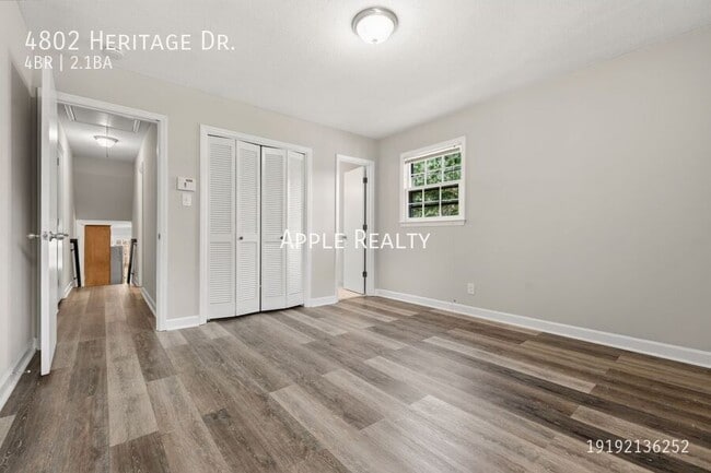 Photo - 4802 Heritage Dr