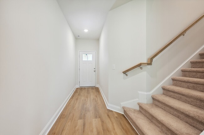 Photo - 109 Alluvium Ln