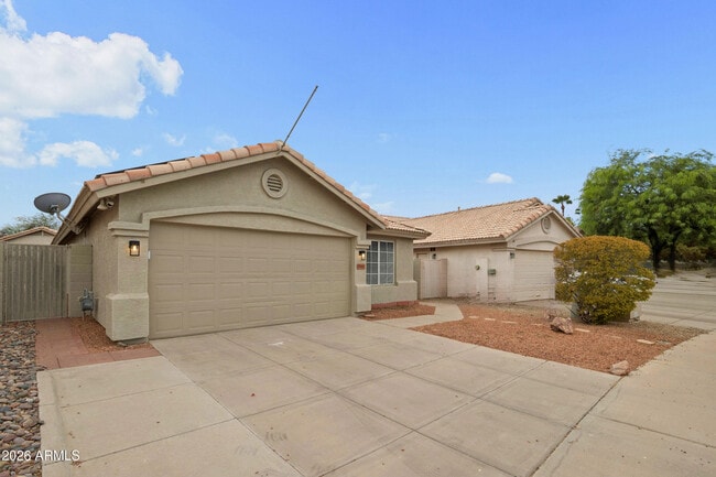 Building Photo - 15661 W Hammond Dr