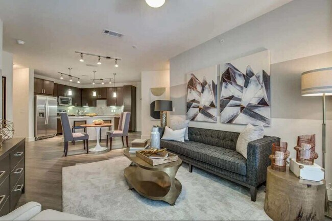 Photo - 2525 CityWest Blvd