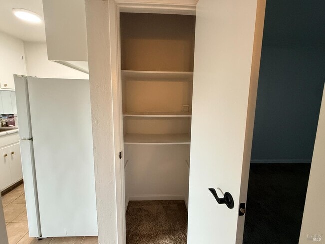 Photo - 825 First St