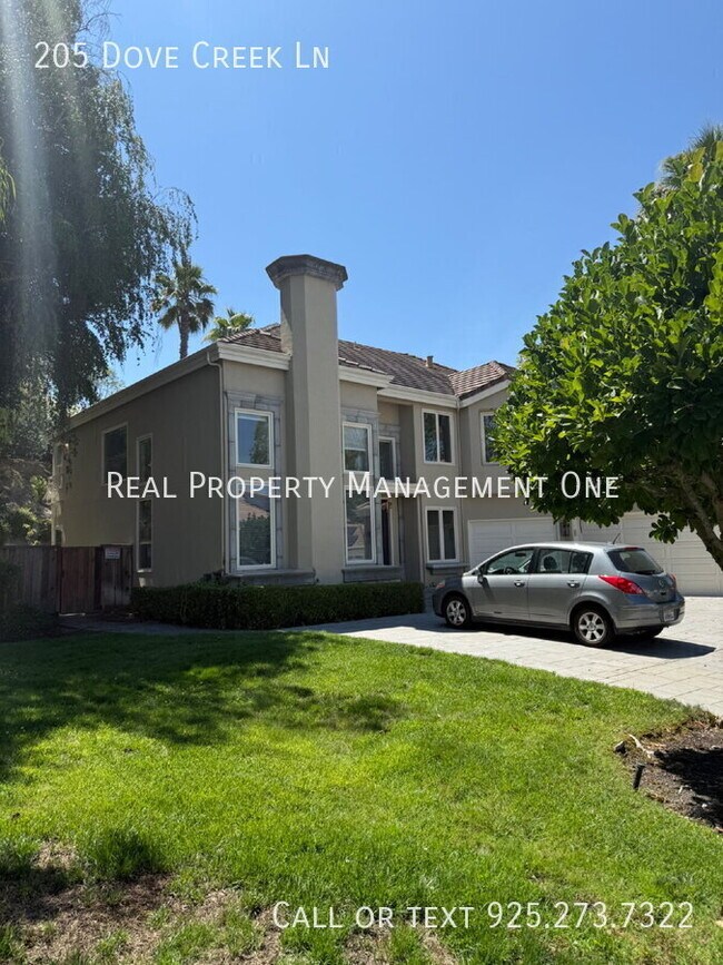 Photo - 205 Dove Creek Ln
