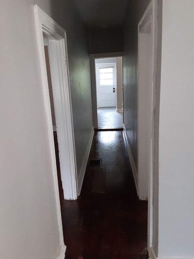 Photo - Nice 3BR/1BA house with Appliances