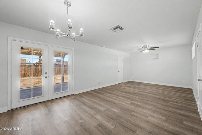 Photo - 4214 W Lewis Ave