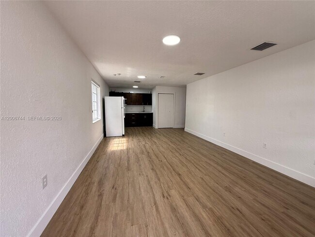 Photo - 15741 NW 40th Ct Unit B