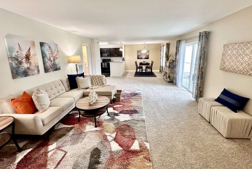 Enormous open floorplans