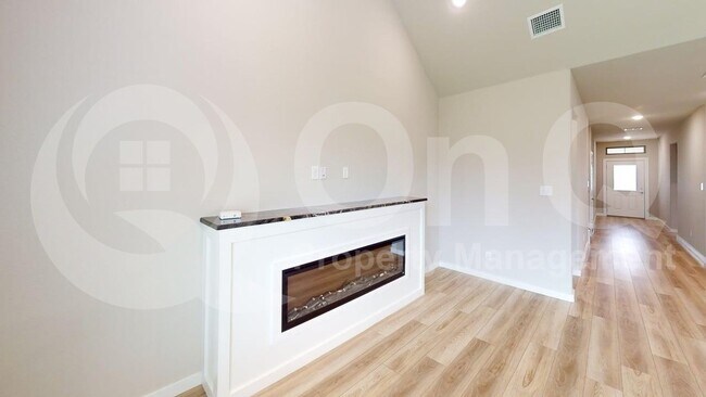 Photo - 252 Hope Orchards Dr