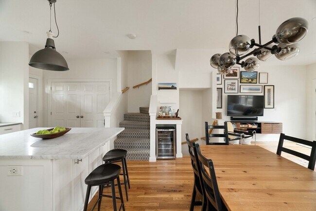 Photo - 154 Allston St