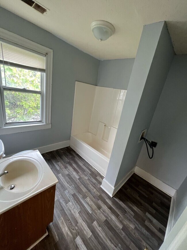 Photo - TMC - 1139 Unit 2