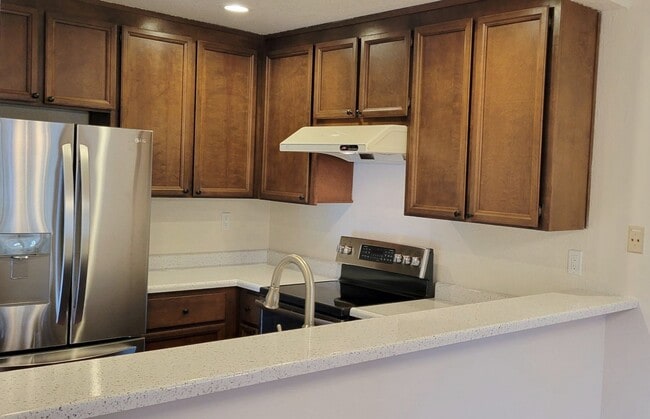 Kitchen - 2008 La Terrace Cir Unit 2008