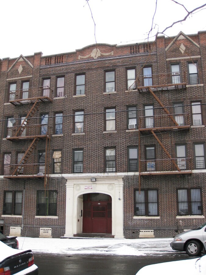 Building - 351 Howard Ave Apartments