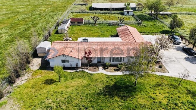 Photo - 8730 S East Ave