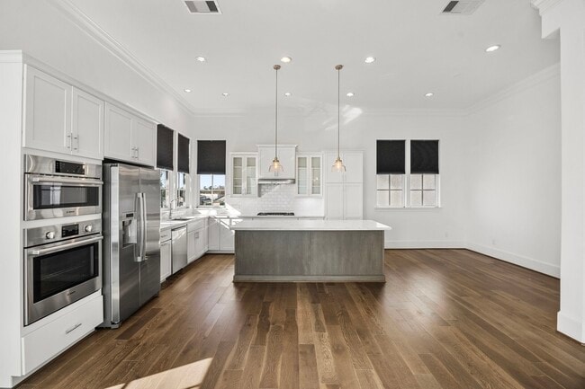 Photo - 2234 Lou Ellen Ln Unit D