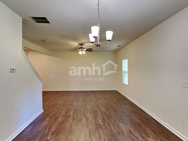 Photo - 296 Maxton Ave