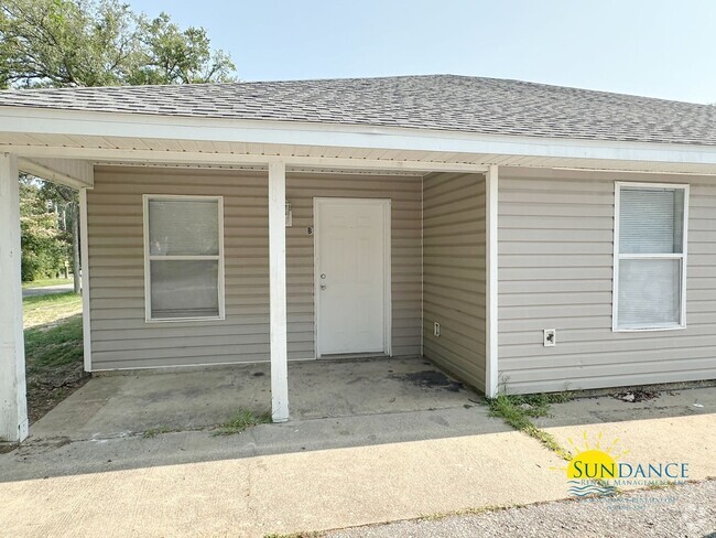 Building Photo - Beautiful  3 Bedroom home in Pensacola!