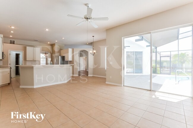 Photo - 733 Via Bianca Dr