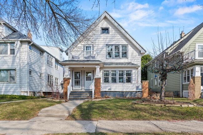 Building Photo - 4518 N Woodburn St Unit 4518 N Woodburn St