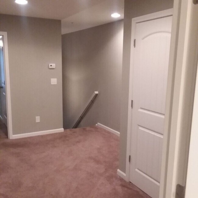 Photo - Best in Forest Park.  2016 Construction!!