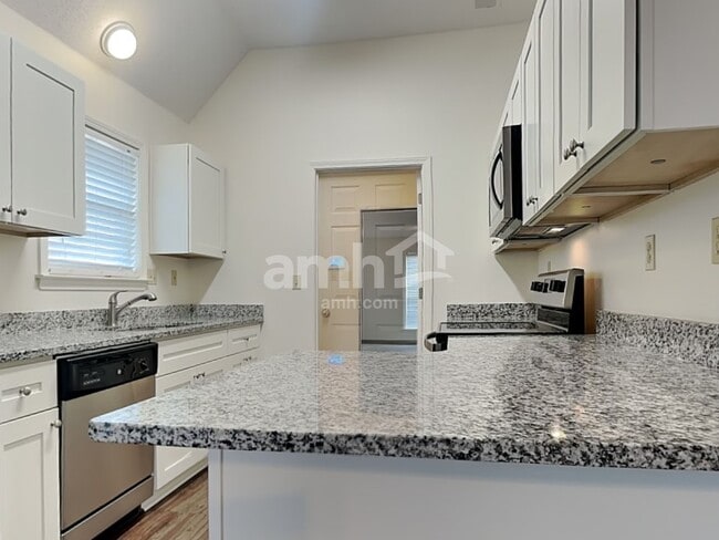 Photo - 4343 Shiney Point Cv