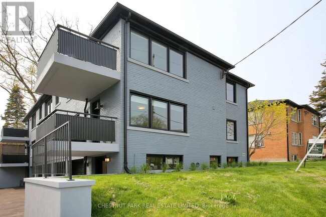 Photo - 1450 Avenue Rd Unité 1