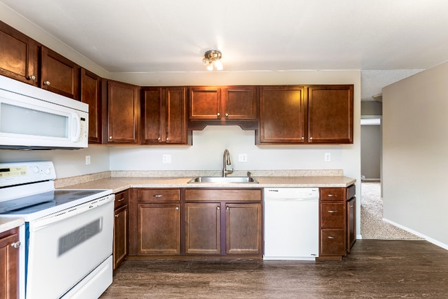 Photo - 2813 King St Unidad B