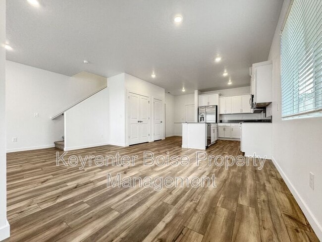 Photo - 4212 W Cirrus Ln