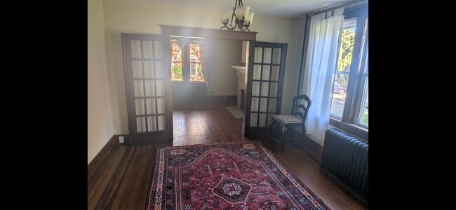 Photo - 208 Orchard Pl