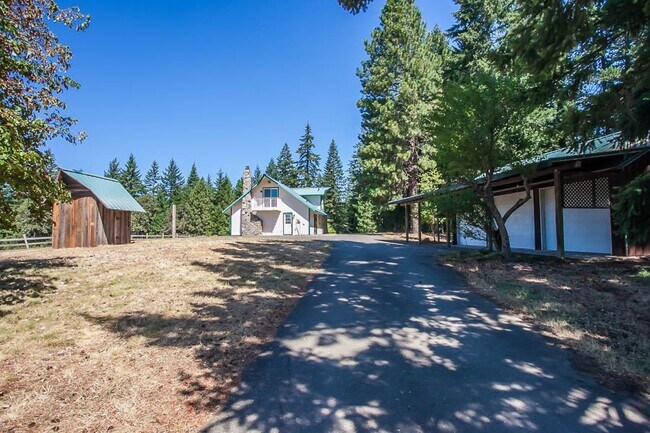 95 Rattlesnake Rd