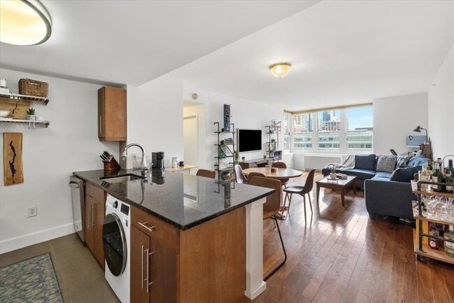 Building Photo - 88 Morgan St Unit 1407
