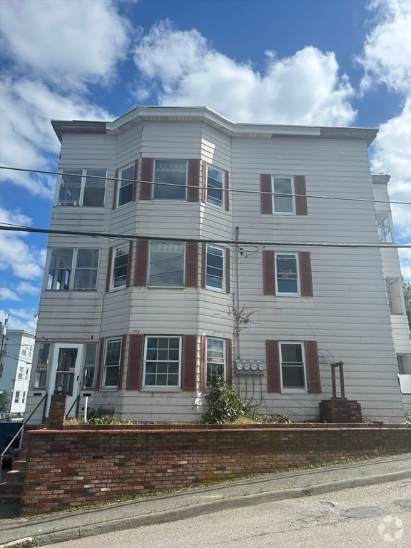 Building Photo - 160 Madison St Unit 2 Rental