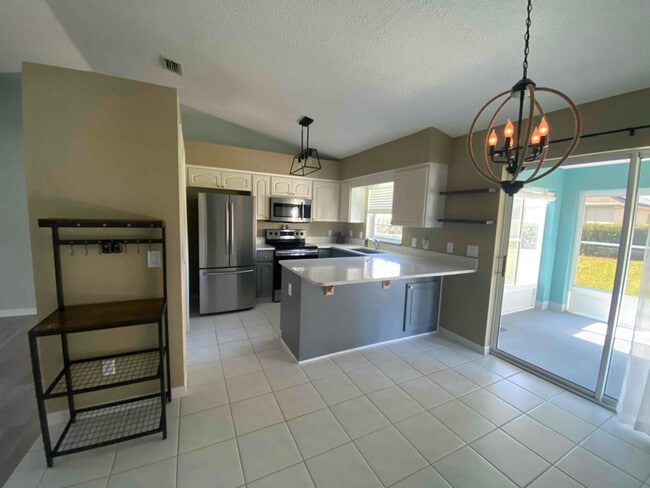 Photo - 3915 E Lake Todd Dr