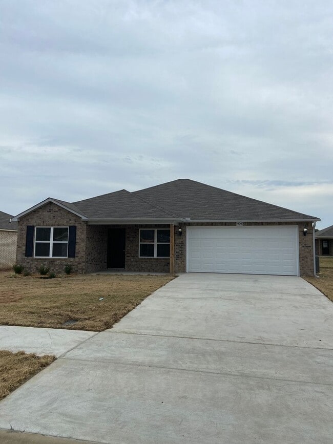 Photo - *Preleasing Now* -Four Bedroom | Two Bathroom Home in Conrad Court