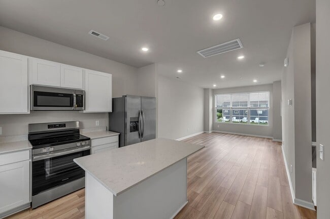 Photo - 1206 Harper Lndg