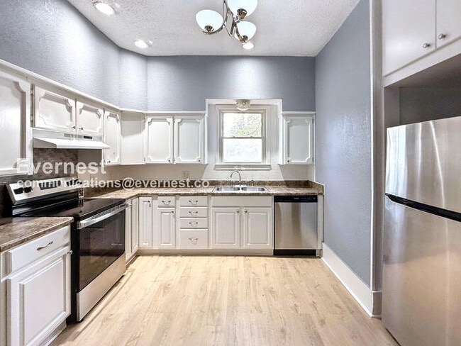 Photo - 5005 6th Ave S