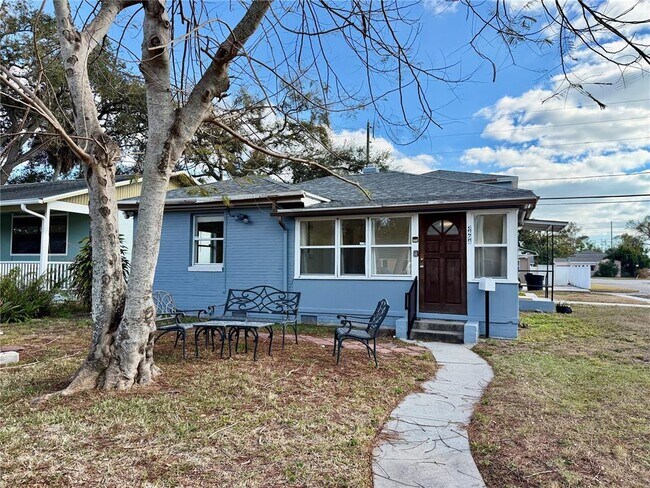 Photo - 3494 6th Ave N Unidad 1