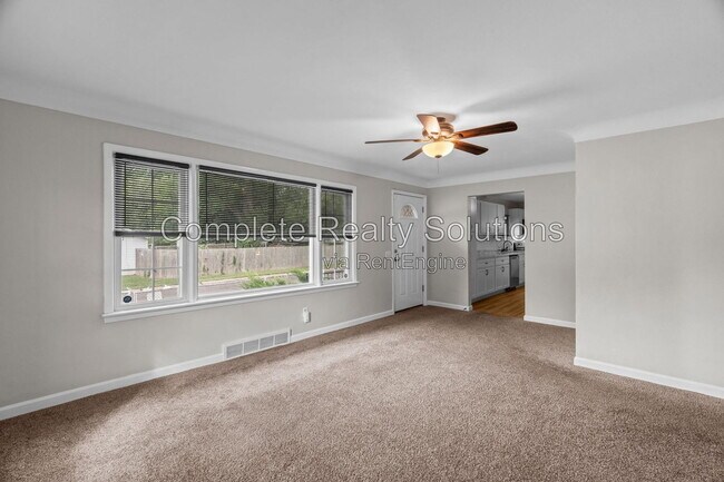 Photo - 201 Sadonia Ave