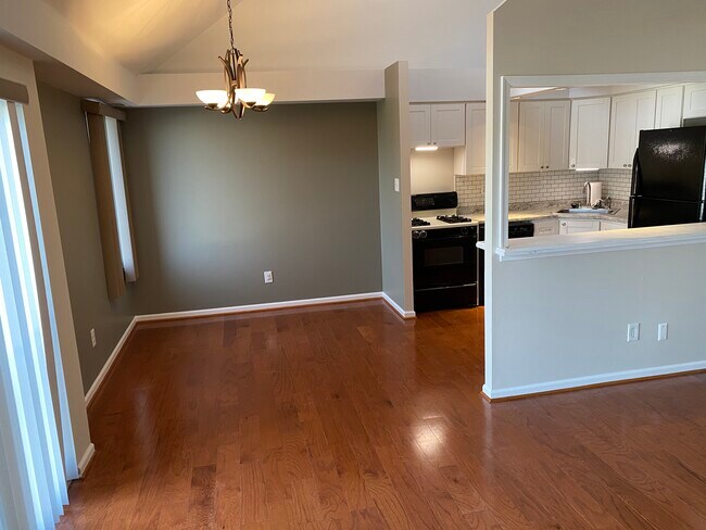 Photo - 4968 Fitler St Unit 2