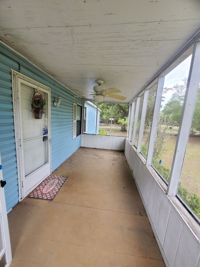 Photo - ***HOLIDAY SPECIAL NO RENT FOR DECEMBER*** Beautiful Fully Remodeled Home with Large Yard and Pri...