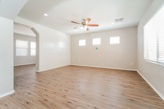 Photo - 2838 S Benton Cir