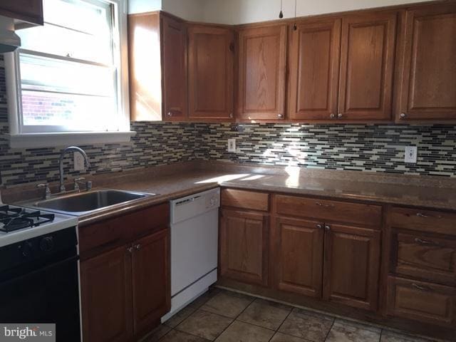 Photo - 805 Selma St