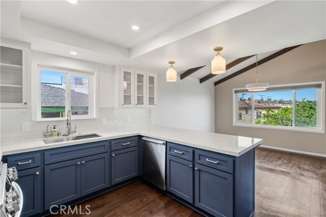 Photo - 1066 W 11th St Unidad 4