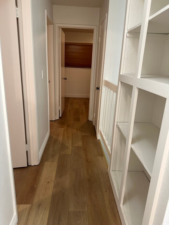 Photo - 1893 Cherokee Dr