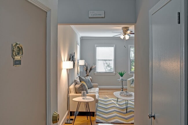 Photo - Monticello-Lee