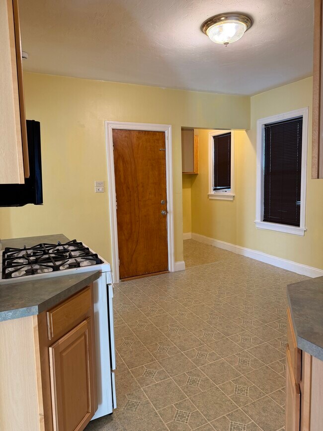 Photo - 111 Florida St