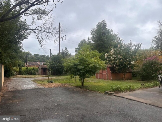 Building Photo - 2720 Haverford Rd Rental