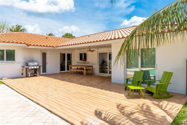 Photo - 14610 Tarpon Dr