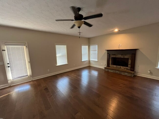 Photo - 1247 Cottage Pointe Ct
