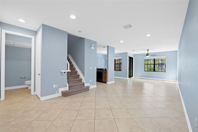 Photo - 10810 NW 74th Dr