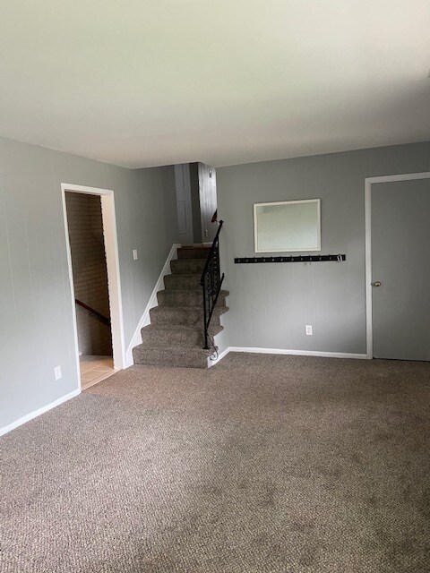 Photo - 600 Marlboro Rd