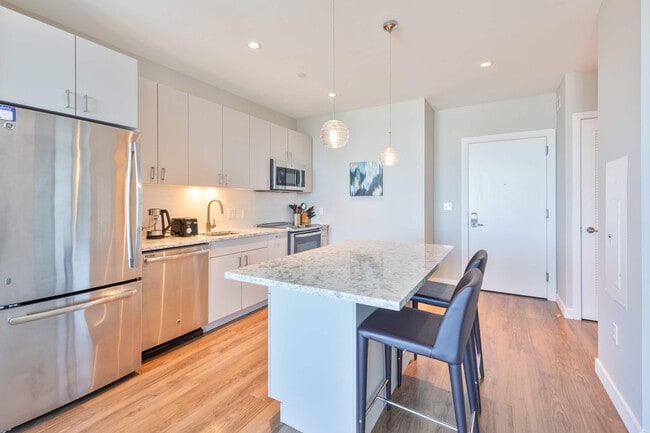 5 Fan Pier Boulevard Unit SI FL18-ID1224145P